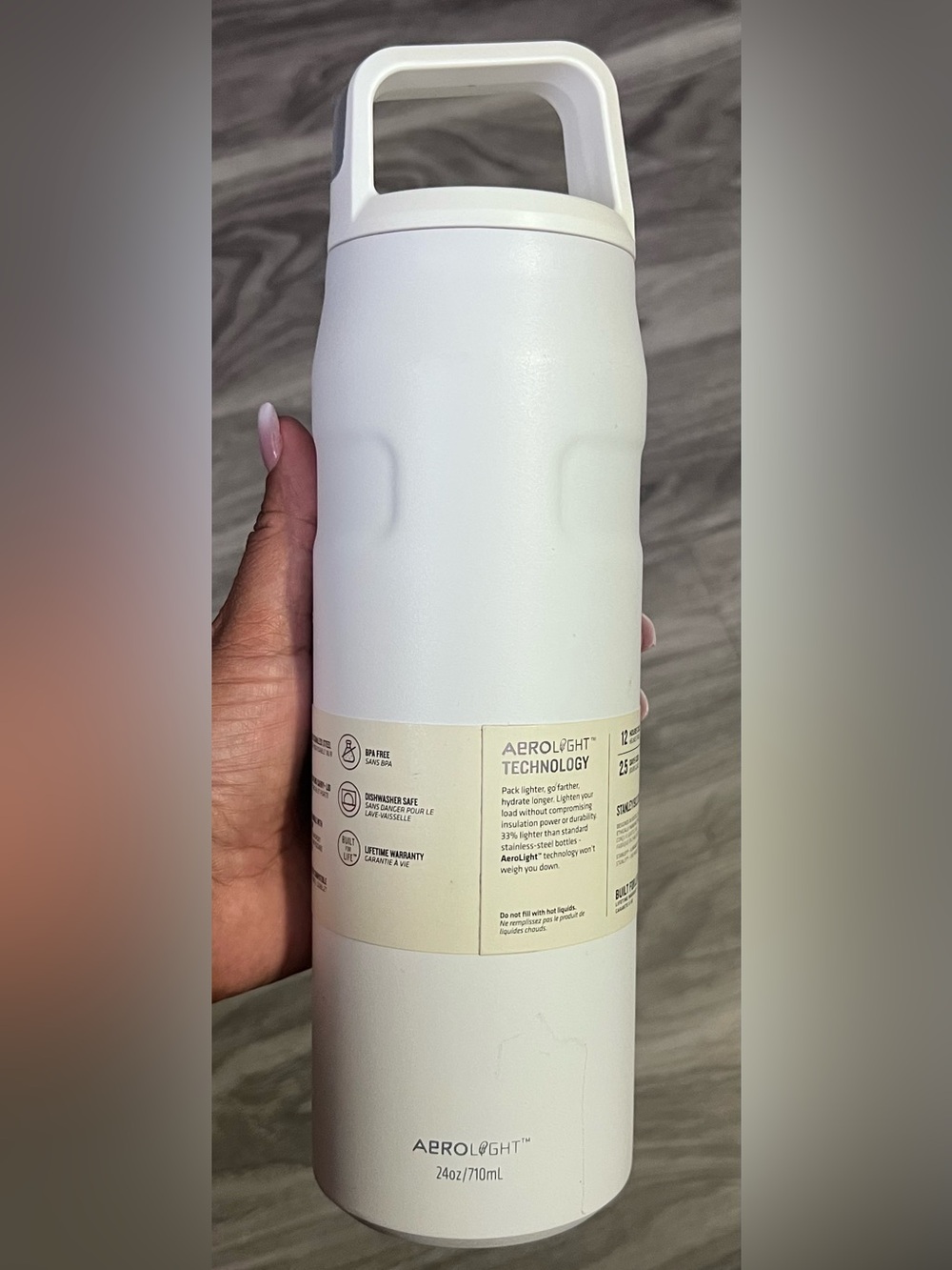 Stanley White Insulated Water Bottle- 24oz - Picture 3 of 3